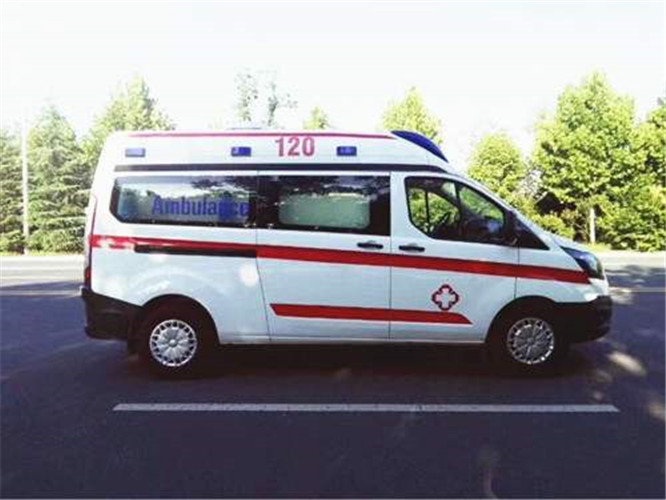 蒙山救护车出租服务案例6